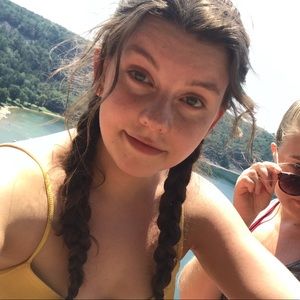 Meet your Posher, Lillian